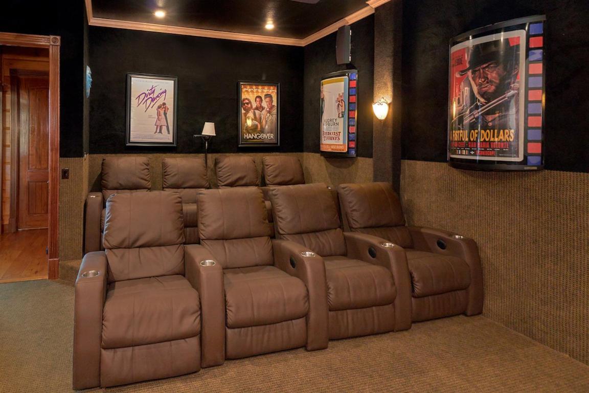 Journey'S End, 5 Bedrooms, Sleeps 12, Private Outdoor Pool, Theater, Sauna Севьервилл Экстерьер фото