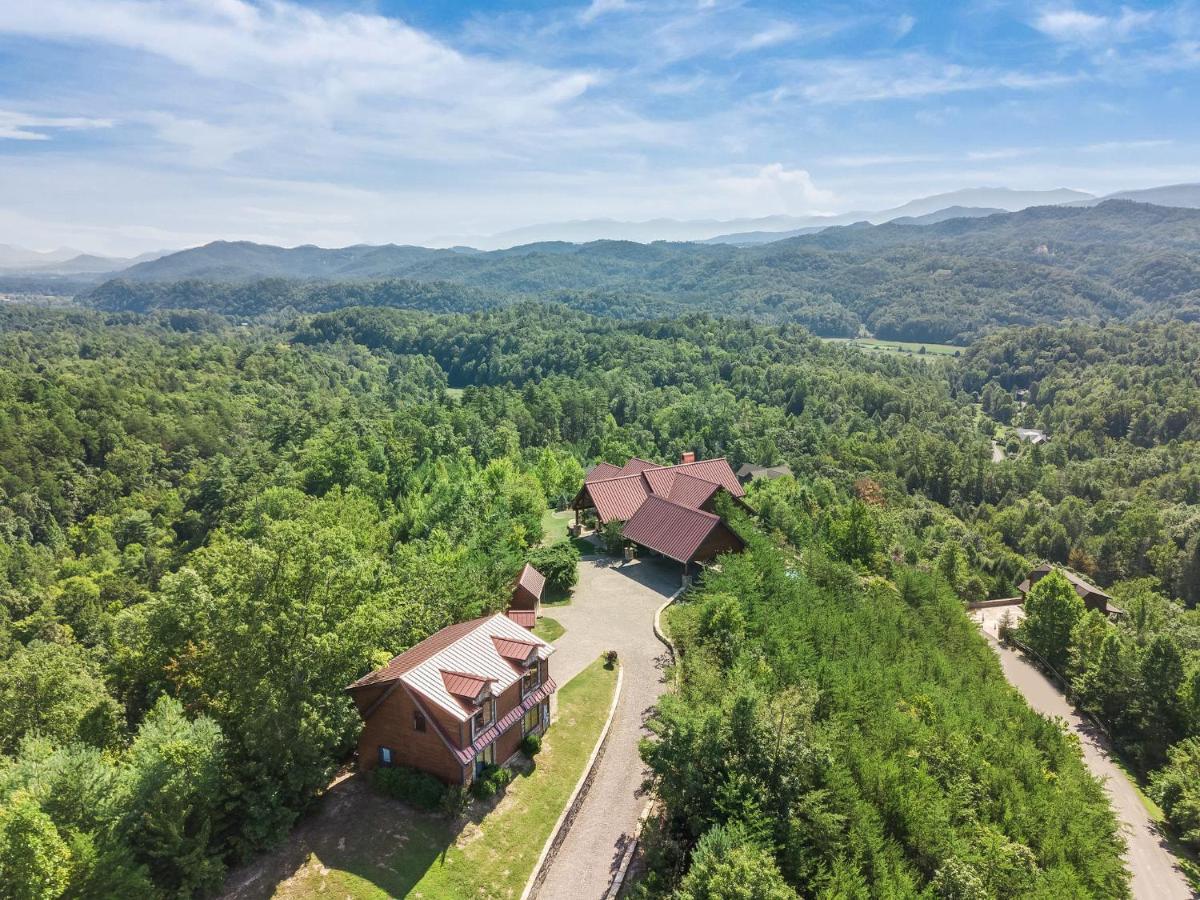 Journey'S End, 5 Bedrooms, Sleeps 12, Private Outdoor Pool, Theater, Sauna Севьервилл Экстерьер фото