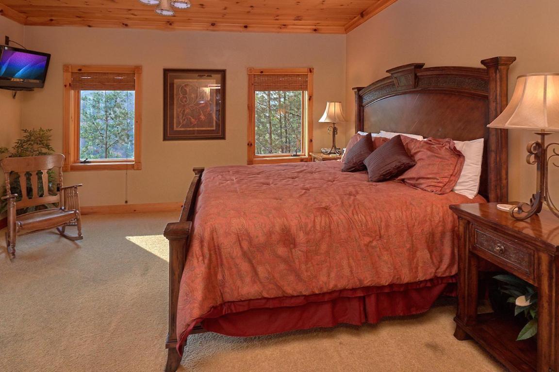 Journey'S End, 5 Bedrooms, Sleeps 12, Private Outdoor Pool, Theater, Sauna Севьервилл Экстерьер фото