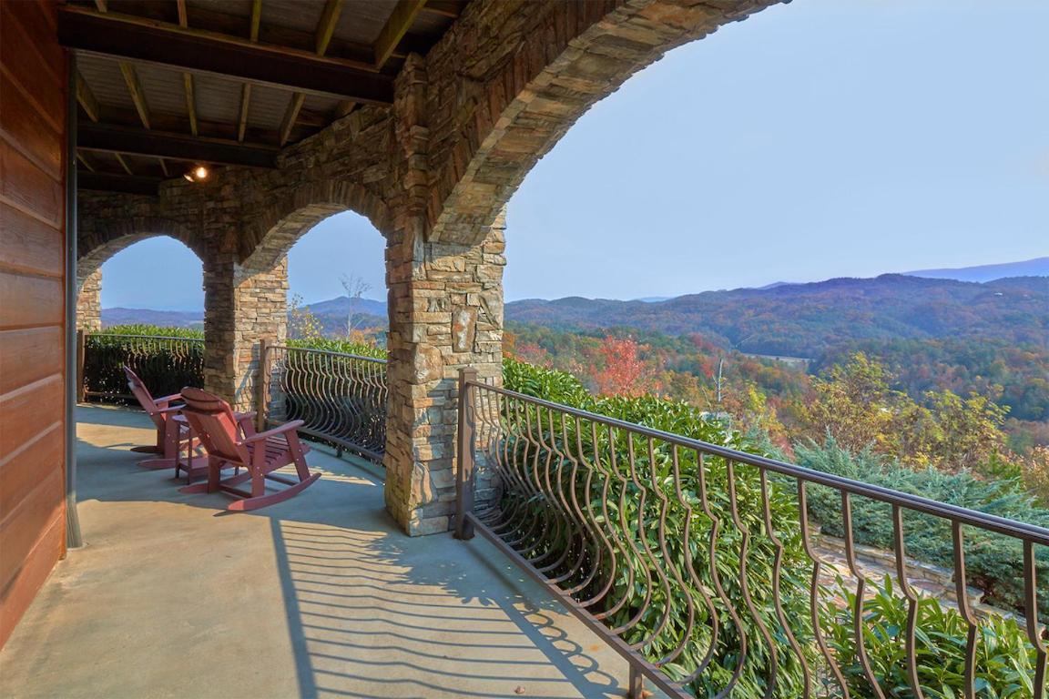 Journey'S End, 5 Bedrooms, Sleeps 12, Private Outdoor Pool, Theater, Sauna Севьервилл Экстерьер фото