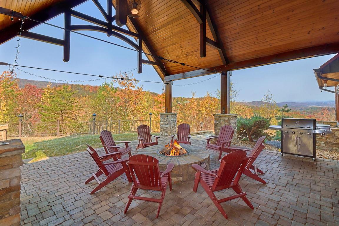 Journey'S End, 5 Bedrooms, Sleeps 12, Private Outdoor Pool, Theater, Sauna Севьервилл Экстерьер фото